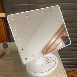 Lighted Vanity Mirror 