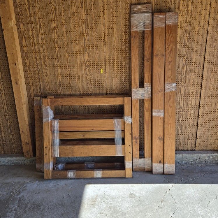 This End Up Bunk Or 2 Single Beds