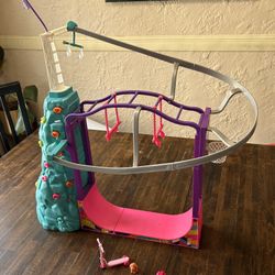 Barbie Team Stacie Extreme Sports Playset