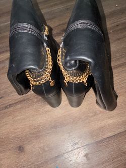 WOMANS boots
