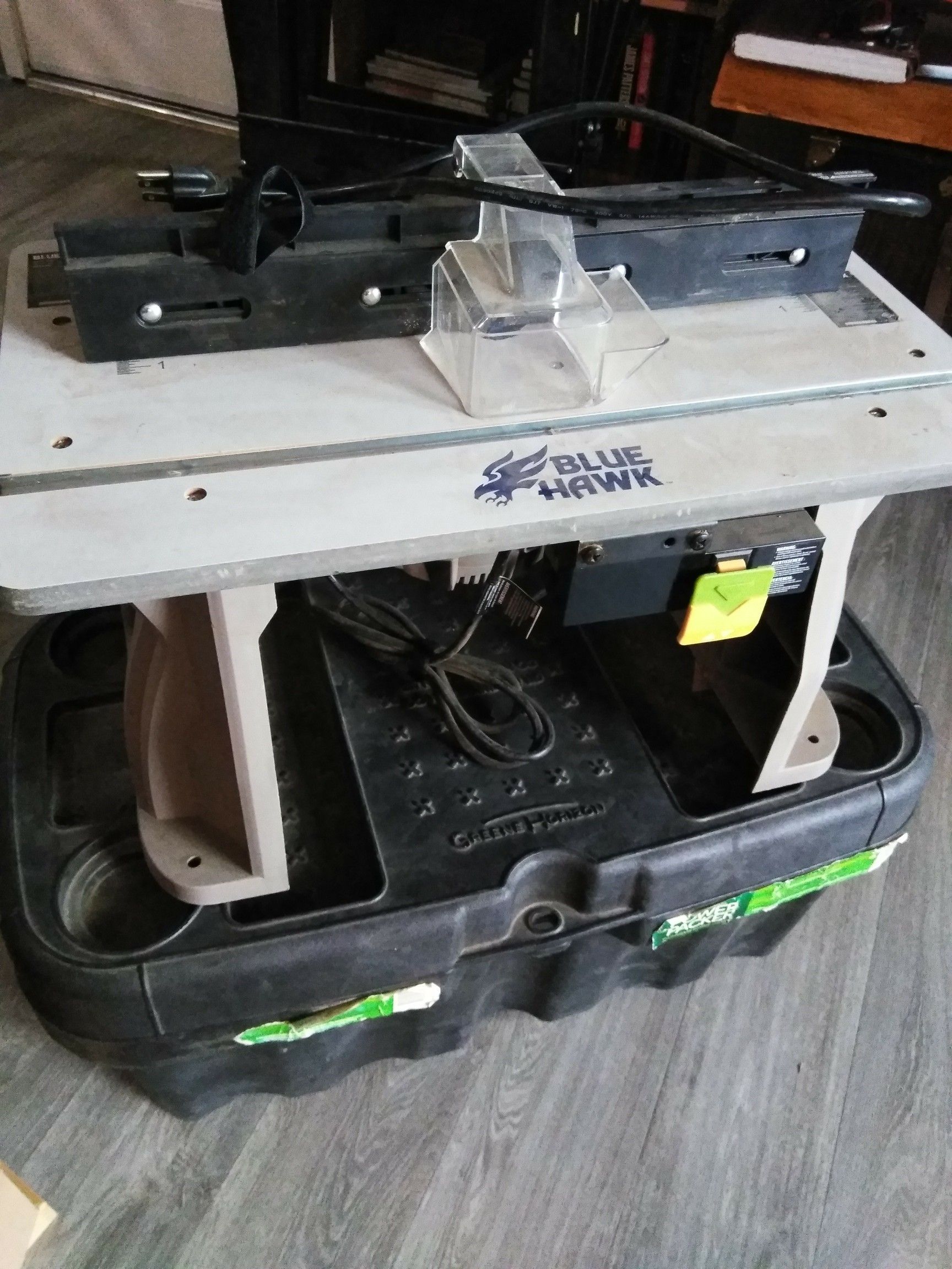 Blue Hawk Plunge Router with Table for Sale in Reno,