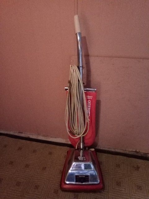 Sanitaire Commercial Vacuum Cleaner