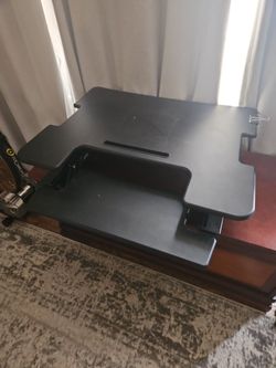 Lift Up Desk
