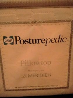 Sealy pillow top..frame and boxspring dor 250.00