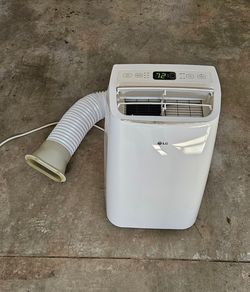 LG 10,000 BTU Portable Air Conditioner w/ Remote
