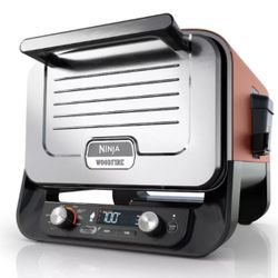 Ninja Woodfire Outdoor Pizza Oven, 8-in-1 Portable Electric Roaster Oven & Smoker, Gets Up to 700°F