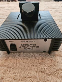 Micronta Radio Shack 12 volt regulated power supply Made in USA