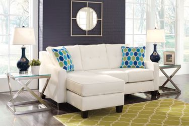 NEW Indoor Or Outdoor Stain Free Sectional Set