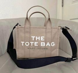 Marc Jacobs Medium Tote