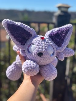 Crochet Pokémon Espeon plushie
