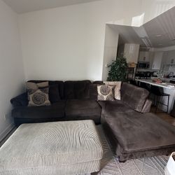 Sectional Sofa (2 pieces)