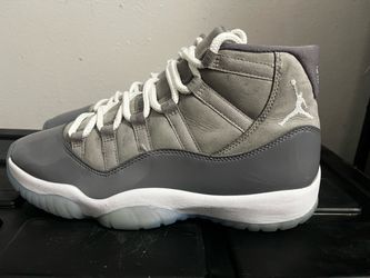 Jordan 11 cool grey size 9