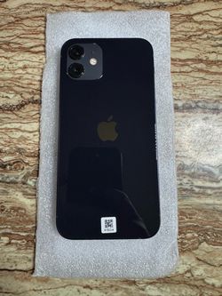 Apple iPhone 12 - Unlocked / Liberado