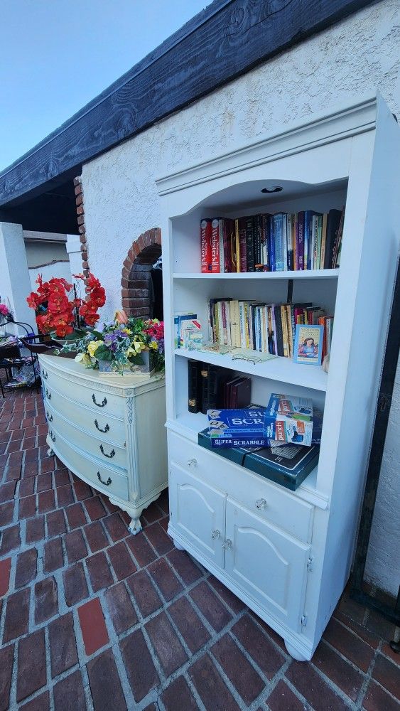 White Solid Wood Book Case