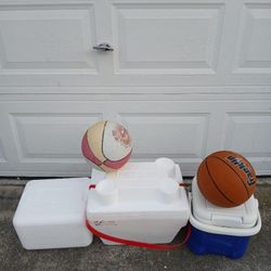 3 Styrofoam boxes,  2 balls