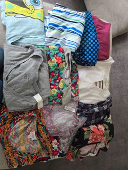 Womens large/extra large clothing (worn when i was size 12ish)