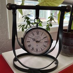 Dual Face Swaying Clock