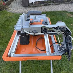Tile cutter