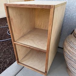 Wood Two Cubes Organizado