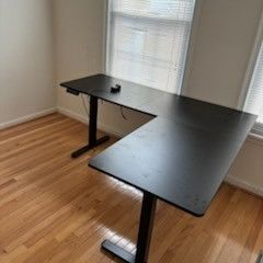 VIVO 55x63 Corner Standing Desk — Like NEW