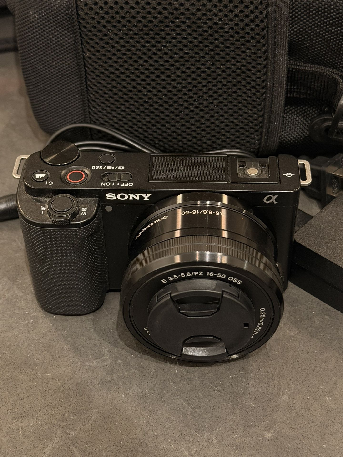Sony alpha ZV- E10 mirrorless vlog camera