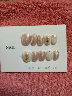 Nails press on nails 💅🏻