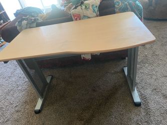 Desk/Table