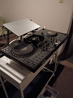 Like new DJ equipment for sale