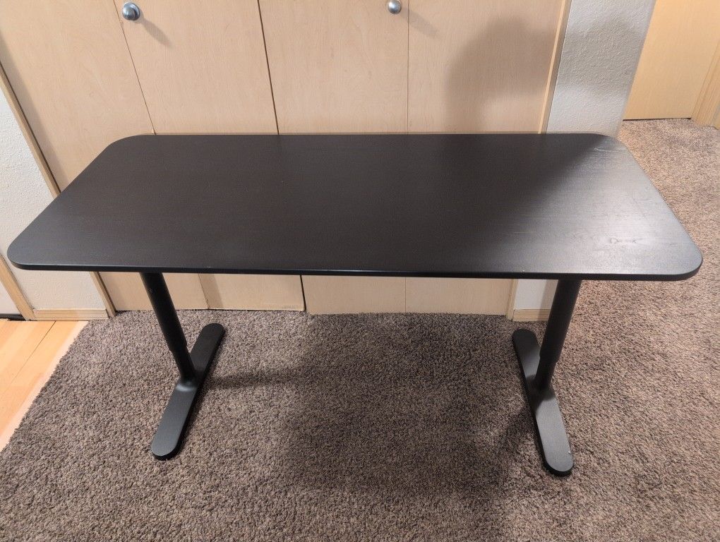 IKEA BEKANT Office Desk