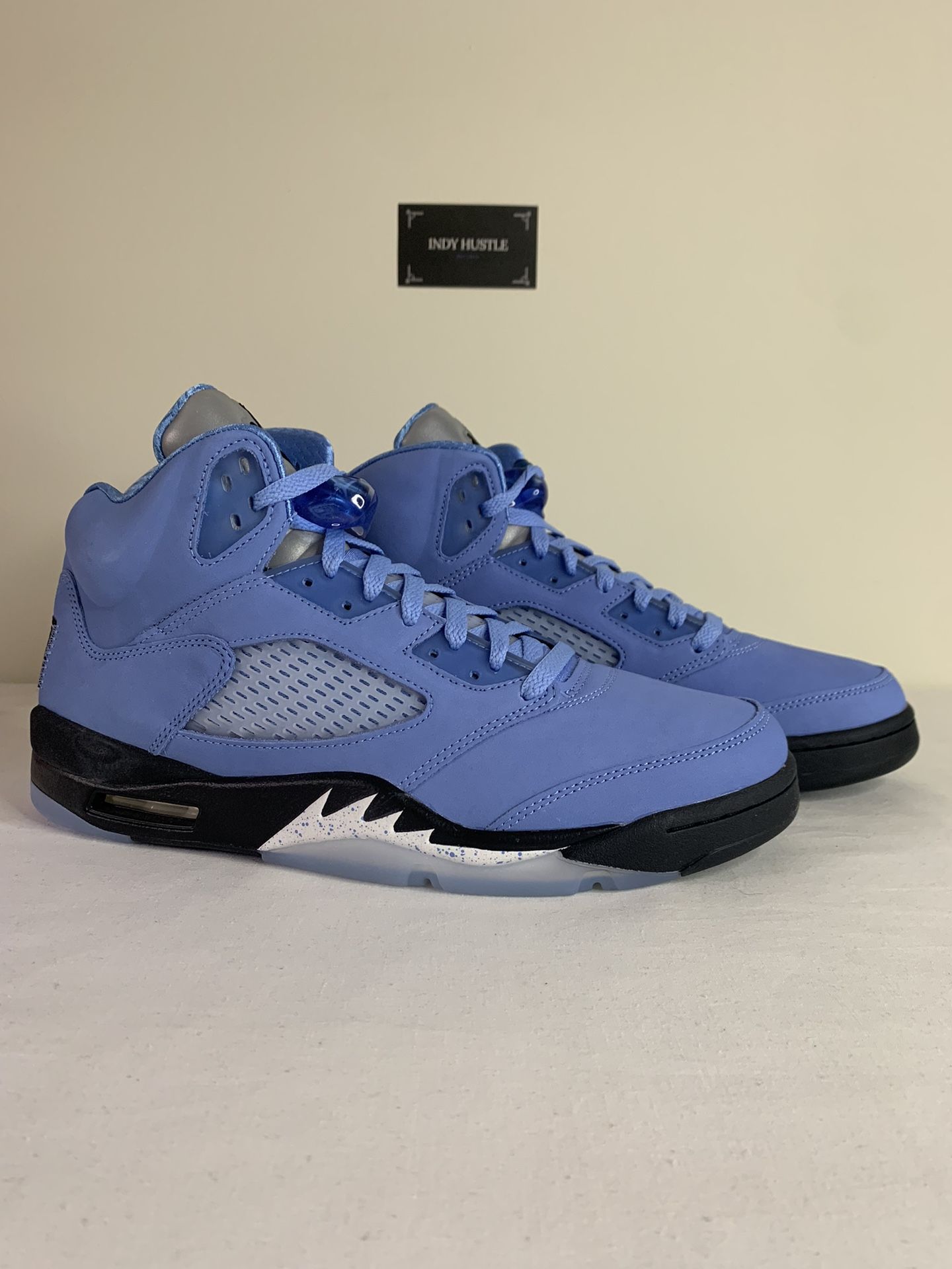 Jordan 5 UNC Sz 12, 11.5, 11, 9.5