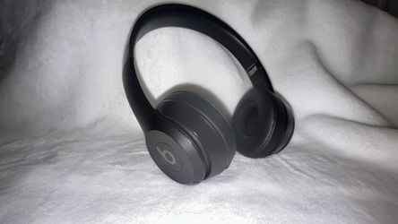 Beats Solo Pro 4