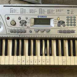 Yamaha PSR-275 Keyboard 