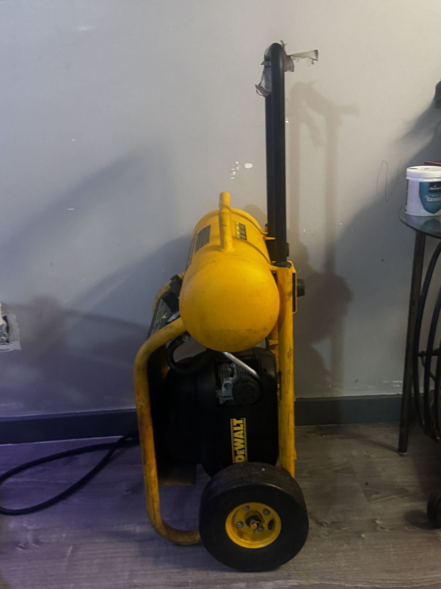 DeWalt air compressor  275 OBO 