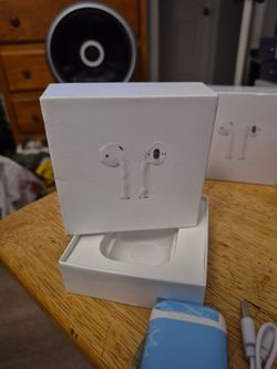 AIRPODS