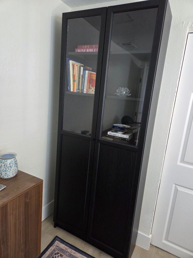 Bookshelf