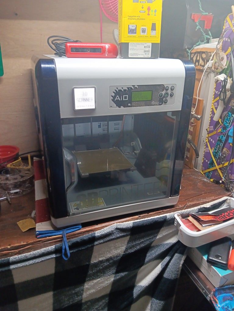 Da Vinci 1.0 Aio With Built In 3D Scanner