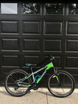 Giant 2 Revel Mountain Bike Kids 26”