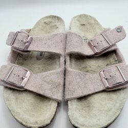 Birkenstock Suede Girl Size 31