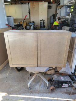 Wall cabinet