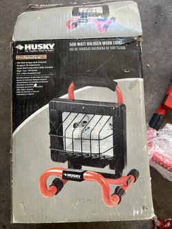 HUSKY 500 WATT HALOGEN WORK LIGHT