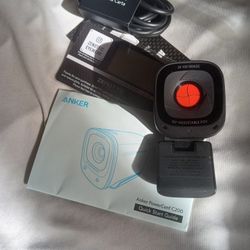 ANKER POWERCONF C200 2K HD IMAGE WEBCAM COMPUTER 95° ADJUSTABLE FOV BUILT-IN PRIVACY COVER MIC. HIGH CUALITY 1080 RESOLUTION VIDEO 
