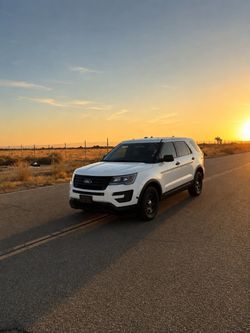 2017 ford explorer police interceptor