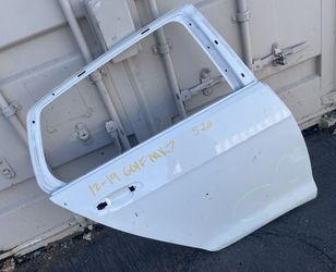 2012 - 2019 Volkswagen Golf | Passenger Side / Rear