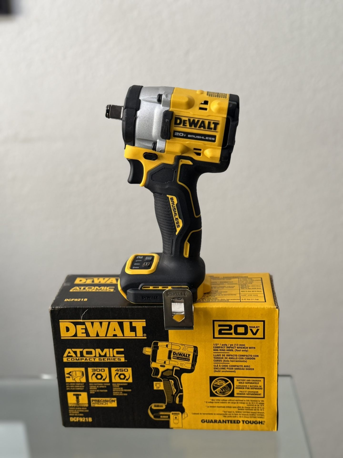 DEWALT ATOMIC 20V MAX Cordless Brushless 1/2 in. Variable Speed Impact Wrench (Tool Only)