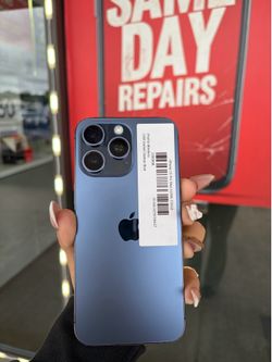 $85 to finance - Unlocked iPhone 15 Pro Max (256GB)