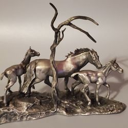 Vintage Limted Edition Franklin Mint Fine Pewter Running Free Horse Sculpture