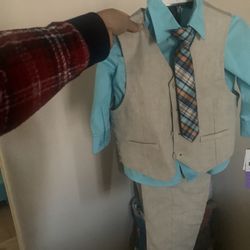 Kids Boy Suit 4-pieces set Kenneth Cole