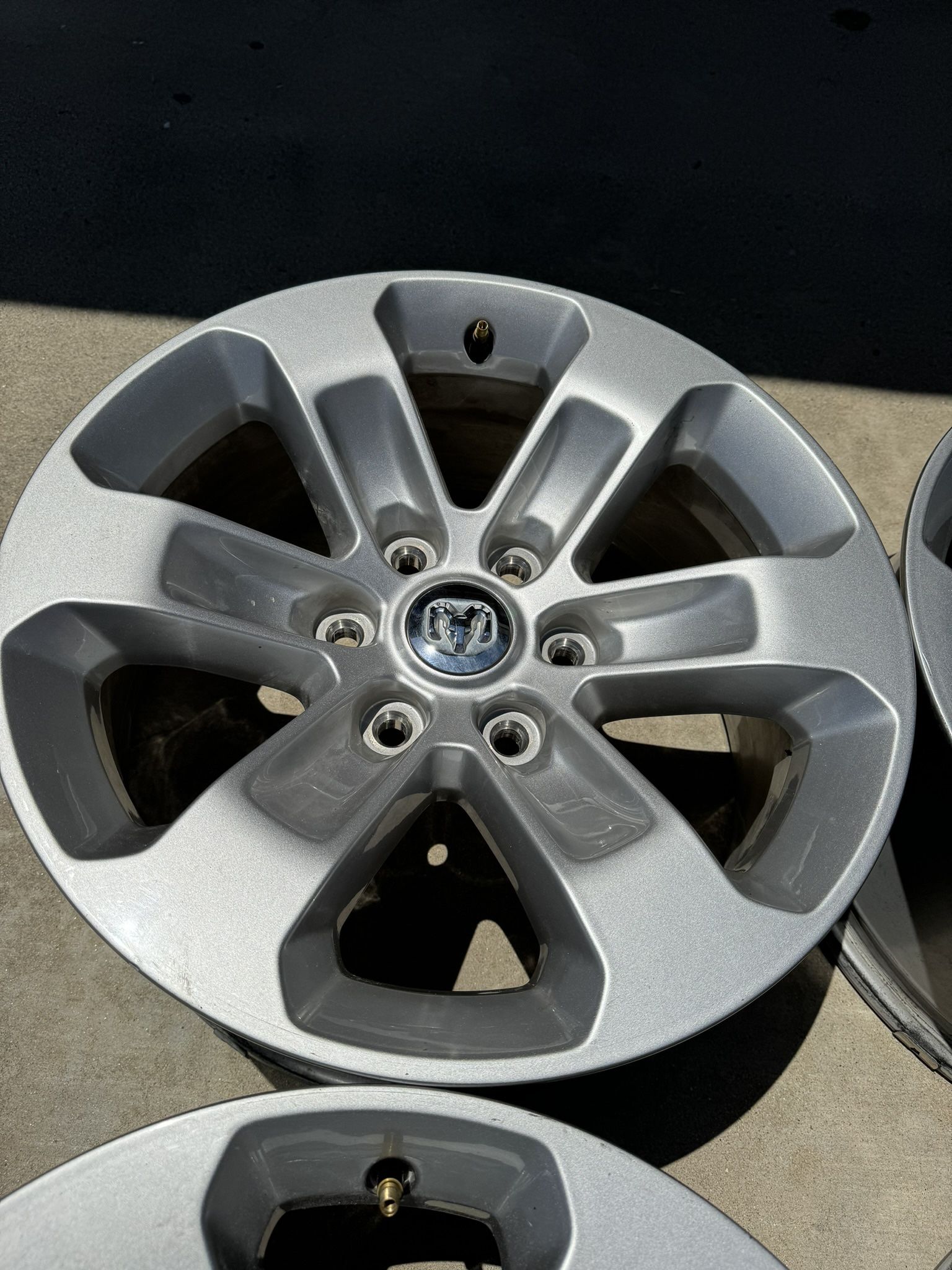 Oem Ram 1500 Rims
