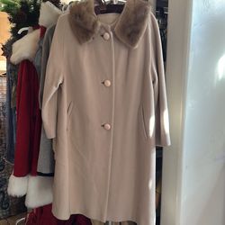 Coat with real fur Old vintage