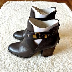 Isola Brown Women’s Ankle Boots Sz 9.5 